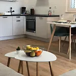 Apartman Flora *