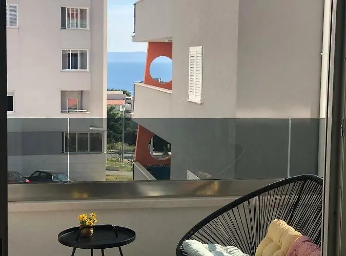 Apartment Flora